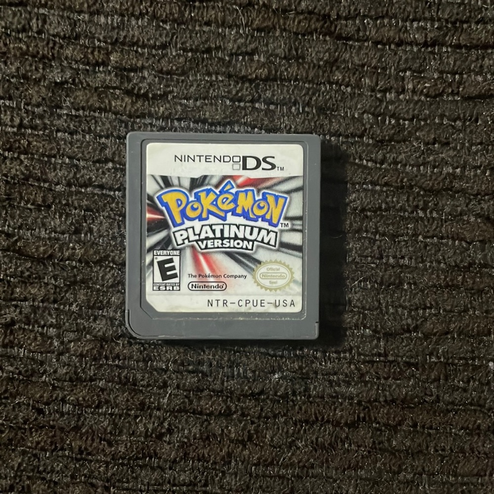 Nintendo Pokémon Platinum Game.